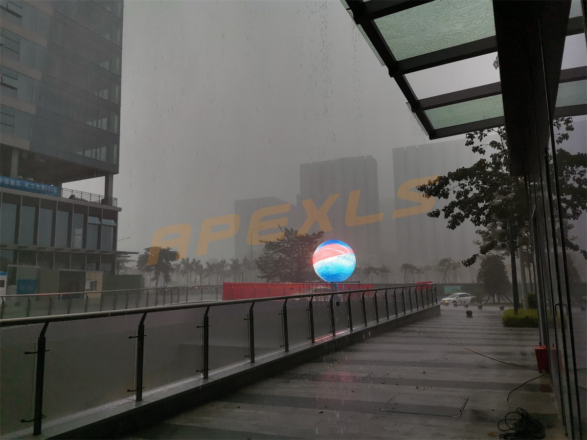 戶外圓球led創意顯示屏案例-廣州直徑3米戶外創意LED圓球屏
