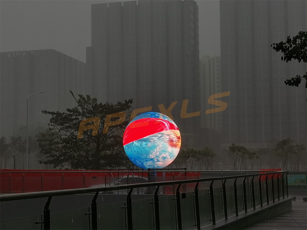 戶外圓球led創意顯示屏案例-廣州直徑3米戶外創意LED圓球屏