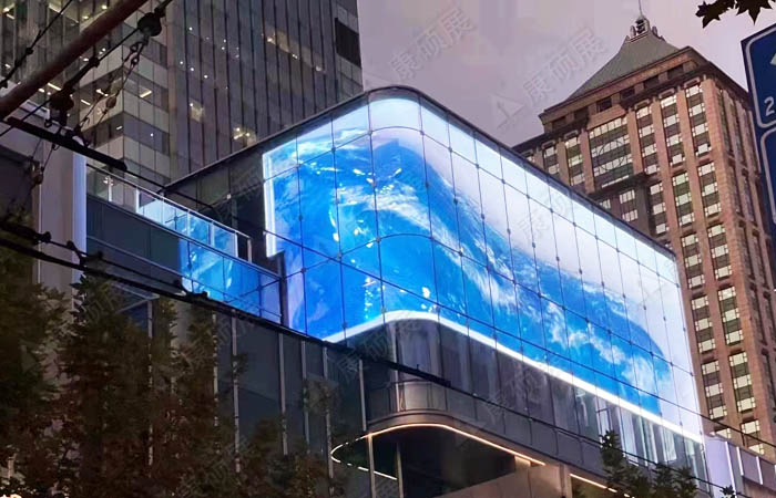 上海中信泰富廣場(chǎng)裸眼3D戶外LED透明屏案例