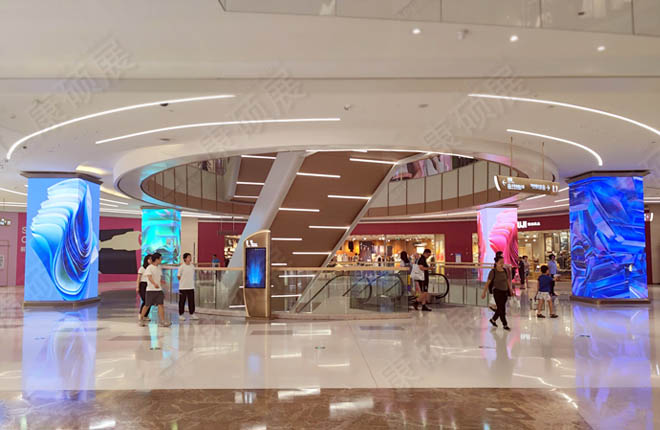 廣州天河領(lǐng)展廣場LED方柱屏應(yīng)用