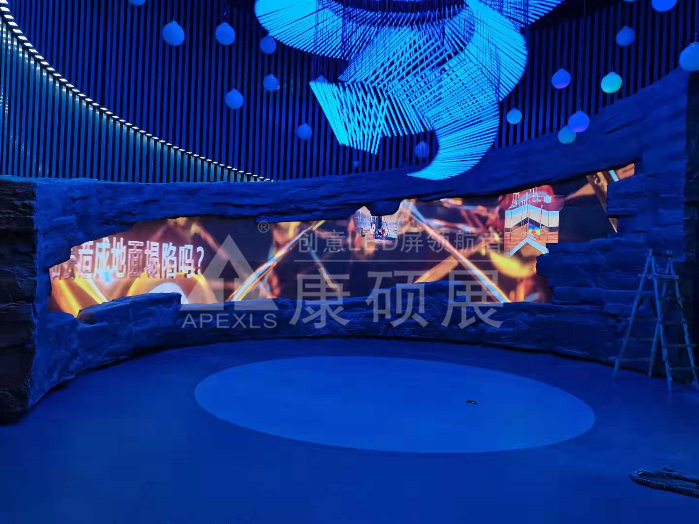 ?山東東營勝利油田博物館發(fā)展史廳異形屏