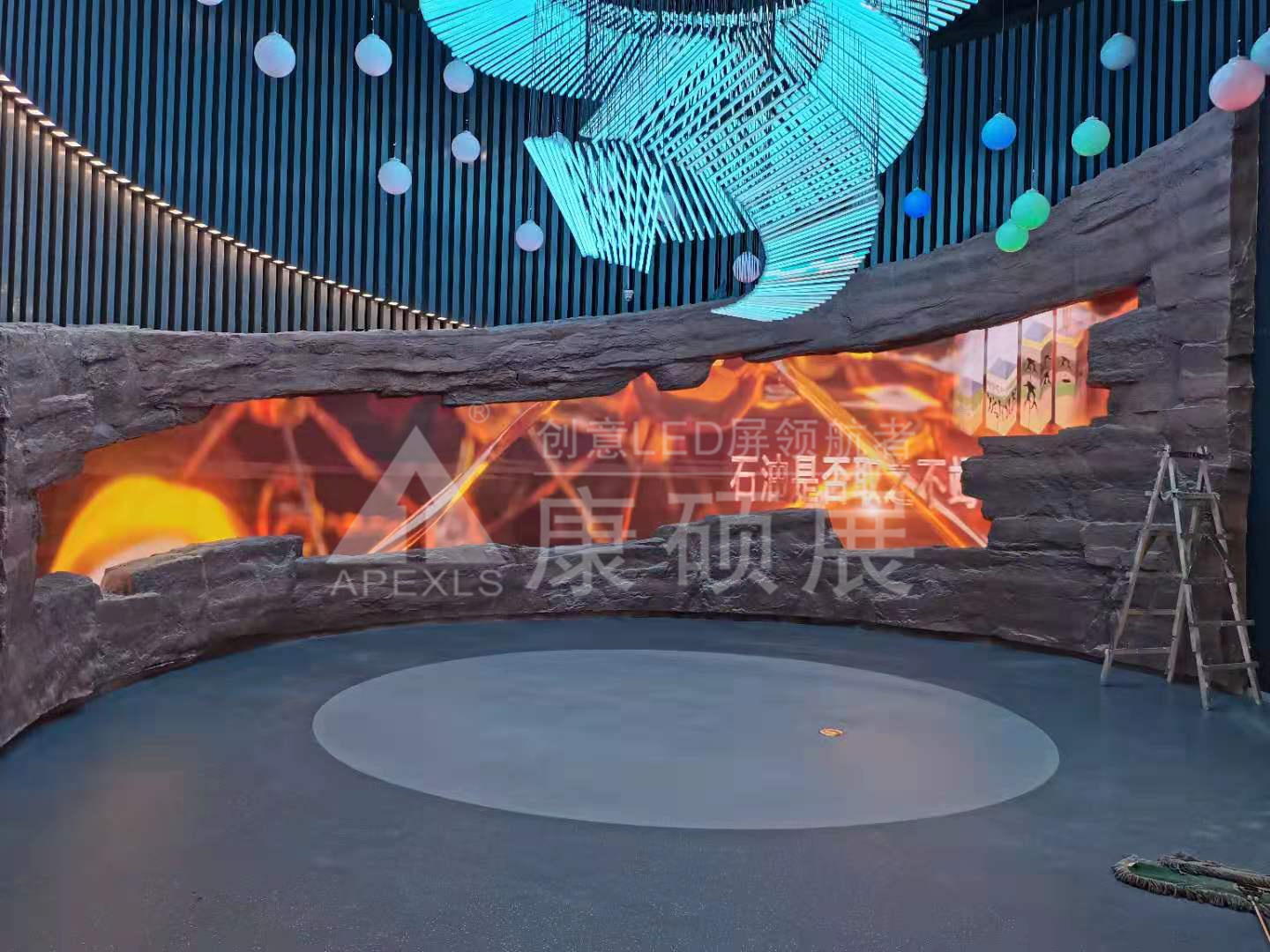 ?山東東營勝利油田博物館發(fā)展史廳異形屏